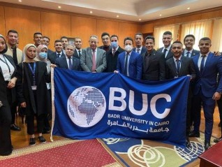 كلية القانون بجامعة بدر تنظم زيارة تدريبية للطلاب داخل مجمع المحاكم