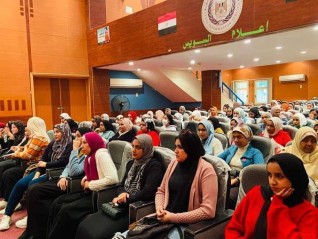 ندوة "التمكين الإقتصادى للمراة والتدخل الثقافى والتوعوى والتعليمى" بإعلام بالسويس