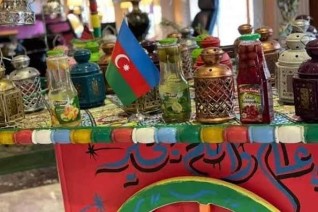الزينات والألعاب النارية والمدفع.. أبرز احتفالات الدول الإسلامية برؤية هلال رمضان