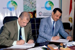 مياه الفيوم ومجموعة شركات الخرافى يوقعان عقد لتنفيذ محطتى معالجة ابشواى وأبو شنب