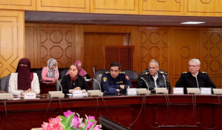 نائب محافظ الإسماعيلية يناقش الاستعدادات لاحتفالات أعياد الربيع