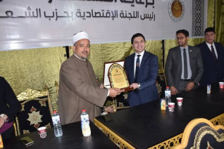 21 رحلة عُمرة وتكريم 200 حافظ للقرآن الكريم  في احتفالية كبرى للشعب الجمهوري في بني سويف
