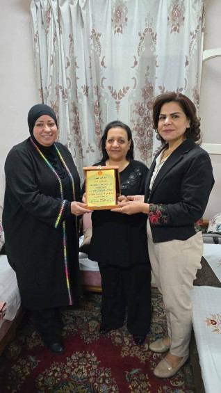 أمانة المرأة بحزب الشعب الجمهوري بقنا تكرم الأم المثالية على مستوى المحافظة