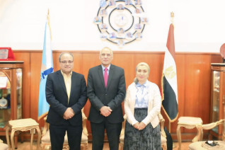 التعليم العالي : تعزيز التعاون البحثي بين المركز القومي للبحوث وجامعة ماليزيا التكنولوجية