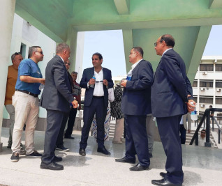 رئيس جامعة بورسعيد يتفقد منشآت كلية الهندسة ويشيد بجهود مركز تكنولوجيا المعلومات بالجامعة