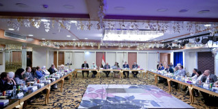 مجلس شئون خدمة المجتمع بجامعة القاهرة يناقش التكامل بين الدور الأكاديمى للجامعة ودورها المجتمعى والبيئي