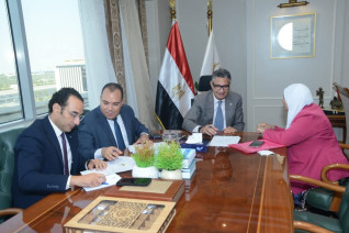 الدكتور شريف فاروق وزير التموين والتجارة الداخلية يلتقي بعدد من السادة أعضاء مجلسي النواب والشيوخ