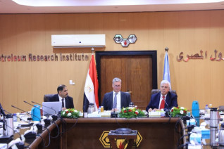 وزيرا التعليم العالي والبترول يترأسان اجتماع مجلس إدارة معهد بحوث البترول