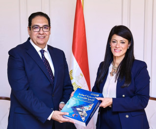 وزيرة التخطيط والتنمية الاقتصادية والتعاون الدولي تبحث مع رئيس جامعة القاهرة تعزيز التعاون المشترك