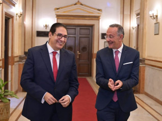 محاضرة تاريخية بجامعة القاهرة للدكتور أحمد غنيم حول "المتحف المصري الكبير وتعزيز الهوية الوطنية"