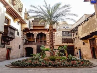 السبت .. إحياء ذكرى وفاة "فريد الأطرش" وتكريم "مديحة حمدي" فى بيت السحيمي