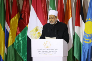 شيخ الأزهر يعلن قرارات «هيئة كبار العلماء» بشأن حقوق المرأة ويحذر من العنف ضدها ويدعو للحدِّ من فوضى الطلاق