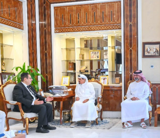 حاكم عجمان يستقبل رئيس جامعة القاهرة لبحث تعزيز التعاون العلمي والأكاديمي
