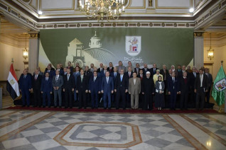 رئيس جامعة كفر الشيخ يشارك اجتماع المجلس الأعلى للجامعات بجامعة القاهرة