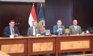 رئيس هيئة الرقابة المالية يُطلق سلسلة لقاءات مع ممثلي الأنشطة المالية غير المصرفية ويبدأها باجتماع موسع مع اتحاد شركات التأمين