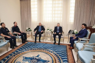 الفريق أسامة ربيع يستقبل وفد معهد دراسات الحرب الجوية