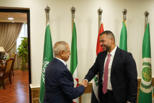 نائب رئيس البورصة المصرية يلقي ندوة بالأكاديمية العربية للعلوم والتكنولوجيا والنقل البحري حول الثقافة المالية والاستثمارية