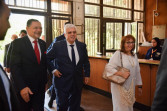 وزير التعليم العالي يترأس لجنة مناقشة رسالة دكتوراه بكلية التخطيط الإقليمي والعمرانى بجامعة القاهرة ويعقد لقاء حواريا مفتوحا مع أعضاء هيئة التدريس