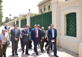 رئيس جامعة القاهرة يتفقد أعمال الترميم والصيانة لسور الحرم الجامعي والبوابات الرئيسة للجامعة