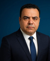 عشقك للمال أفقدك كل شيء